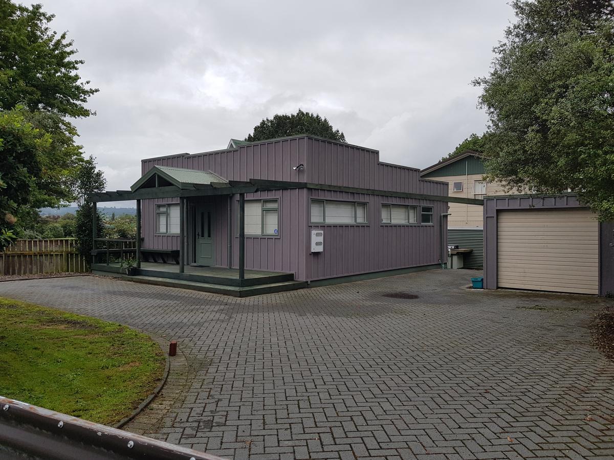 Central Taupo Townhouse Exterior photo